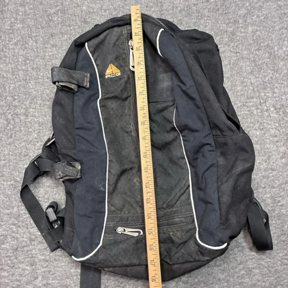 Vintage‎ 90s Nike ACG Small Backpack Black  Center Zip Gorpcore Hiking Gorp